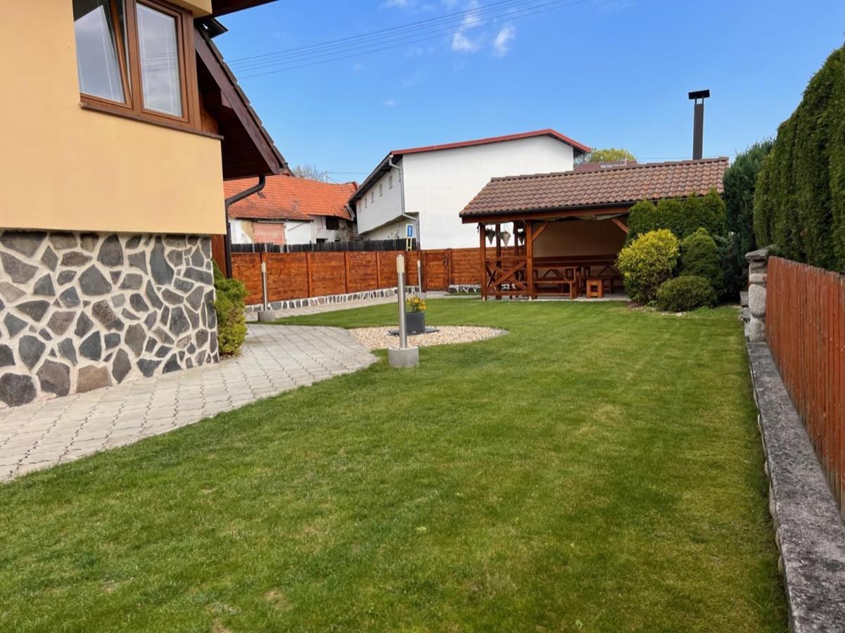 Vila Tatra สตารา เลชนา ภายนอก รูปภาพ